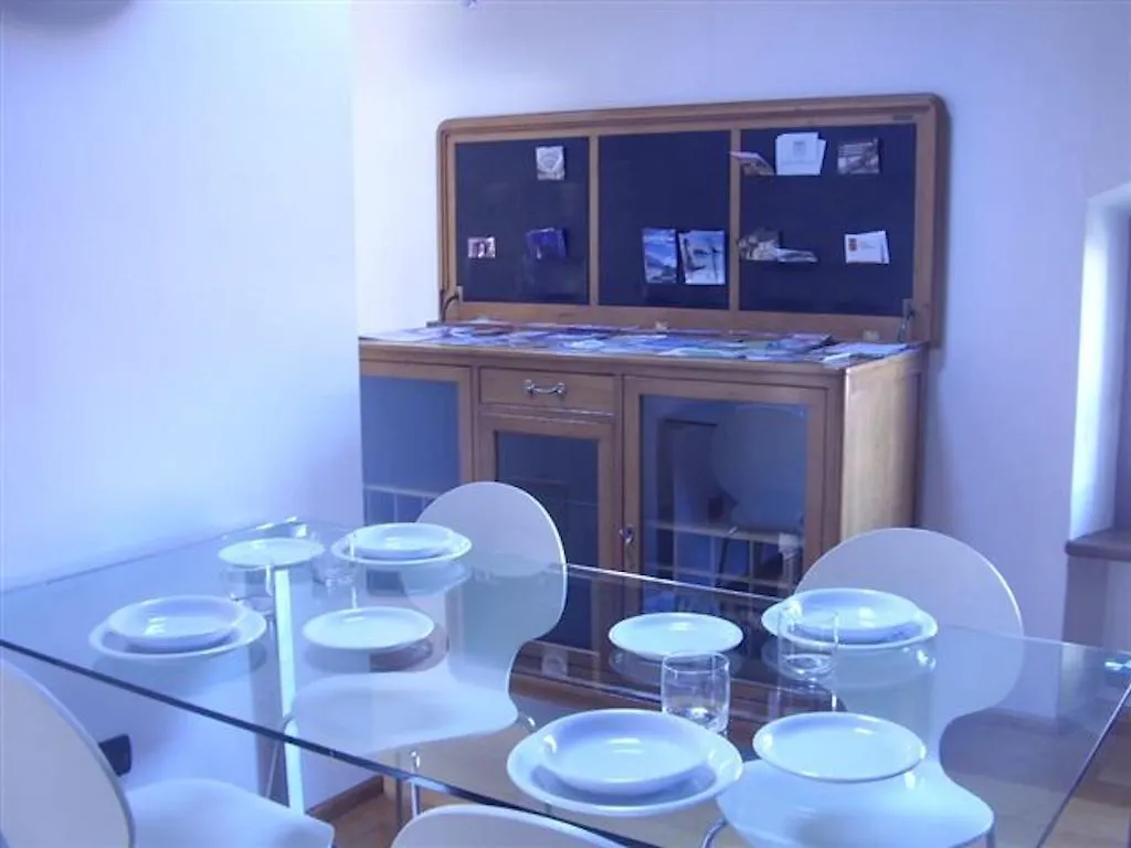 A Gem In Peschiera Del Garda Apartment 0*,